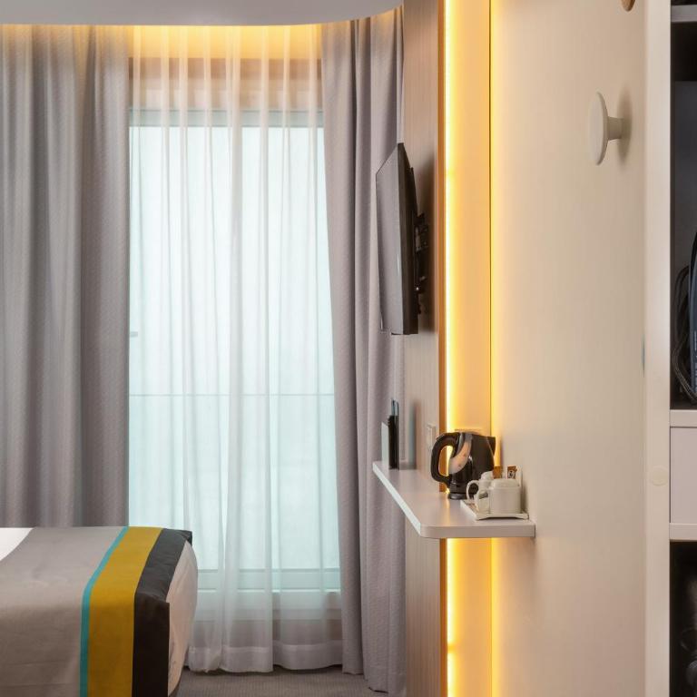 Holiday Inn Express - MUNICH NORTH by IHG - Habitación Estándar con cama grande y sofá cama - No fumadores - 11