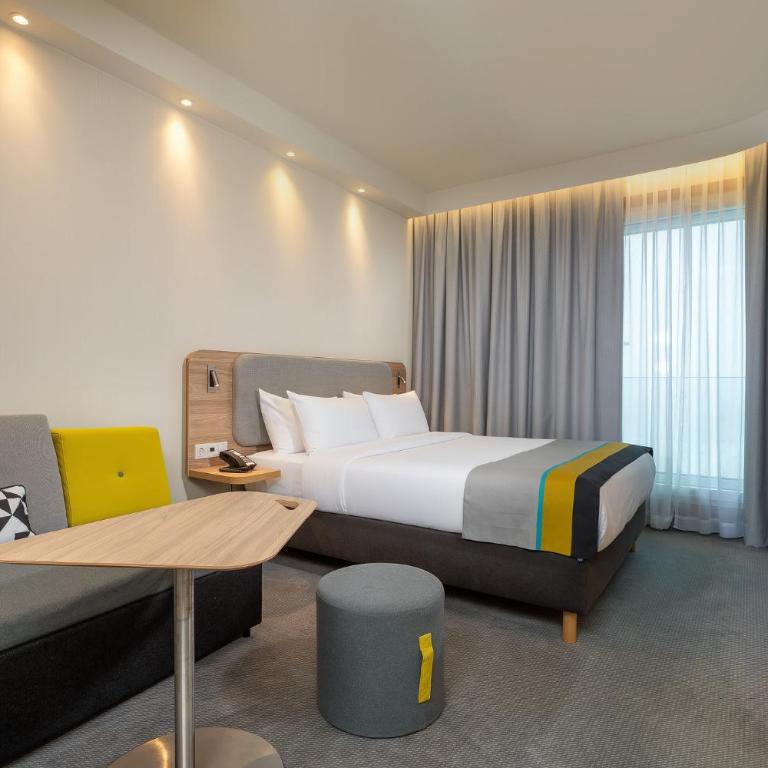 Holiday Inn Express - MUNICH NORTH by IHG - Habitación Estándar con cama grande y sofá cama - No fumadores - 13