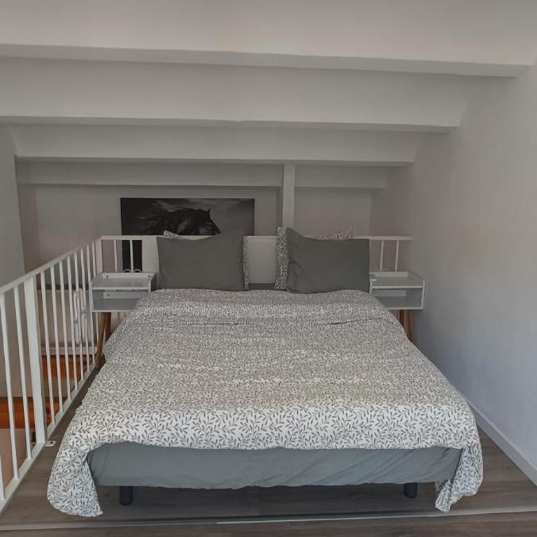 Studio tipo Loft con vista al Montgo - Apartment mit 1 Schlafzimmer - 3
