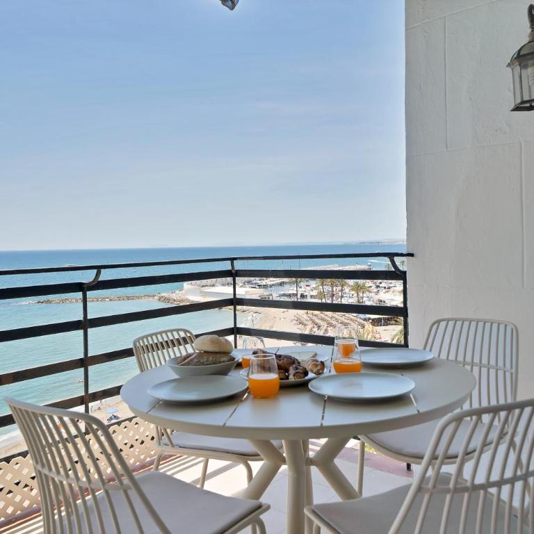 Mediterraneo Beachfront Suite 8 - Marbella Center - Apartamento de 1 dormitorio con balcón y vistas al mar - 2
