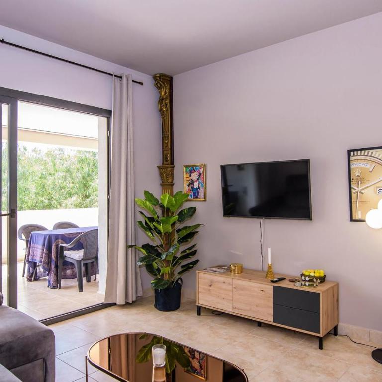 AlmeriaSuite Vera Luxury Homes - Appartamento con 2 Camere da Letto e Terrazza - 4