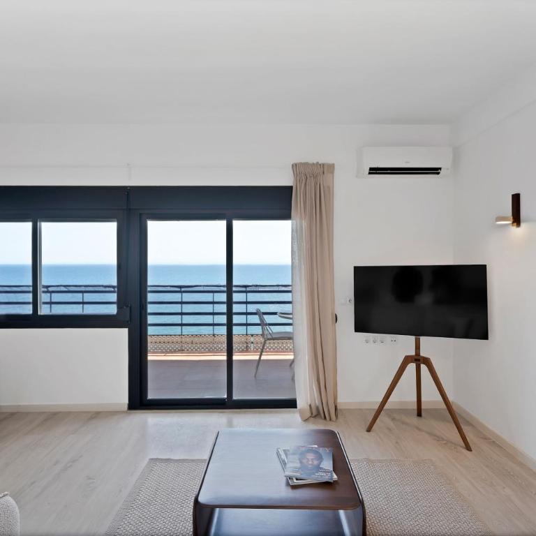 Mediterraneo Beachfront Suite 8 - Marbella Center - Apartamento de 1 dormitorio con balcón y vistas al mar - 5