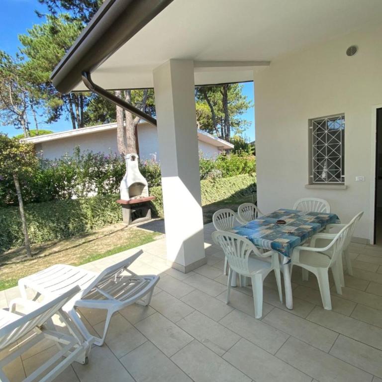 Charming villa fully loaded with fenced garden - Appartamento - 10