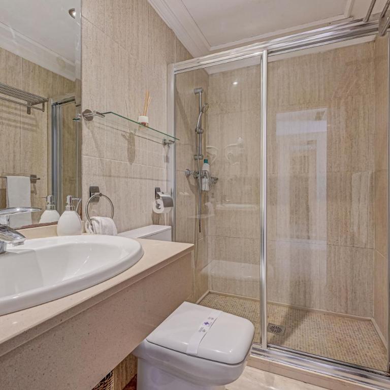 2 Beds with Sea View, Pool, close to Beach - Apartamento de 2 dormitorios - 13