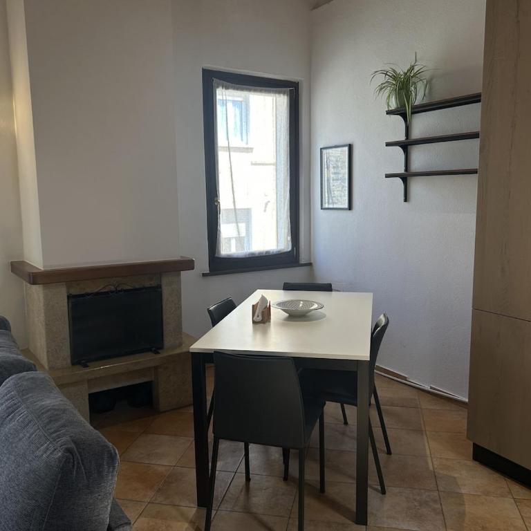Cozy Loft Veronetta - Il Lupo Affitta - Appartamento con 1 Camera da Letto e Vista Città - 4