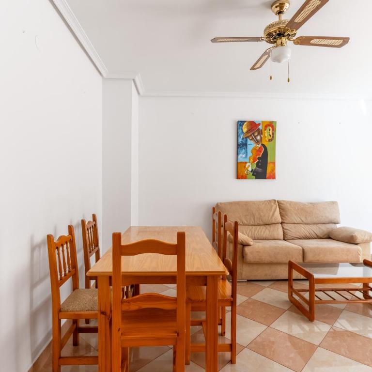 Urban City Apartaments - Appartement 2 Chambres Deluxe avec Balcon - 5