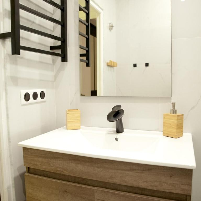 Cannes Luxury apartment - City center - Appartement 2 Chambres - 6