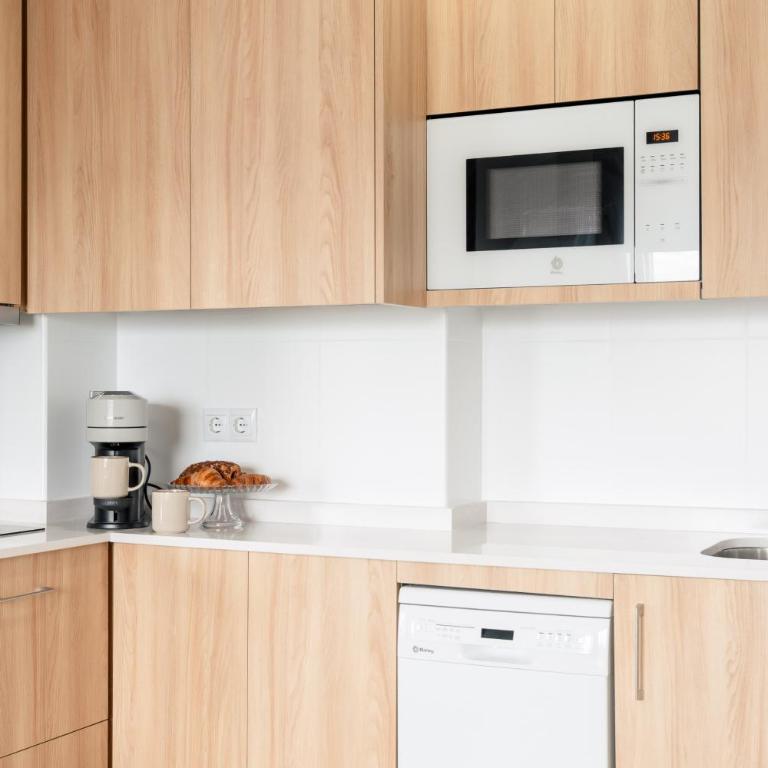 Mediterraneo Beachfront Suite 12 - Marbella Center - Apartamento de 1 dormitorio con balcón y vistas al mar - 10
