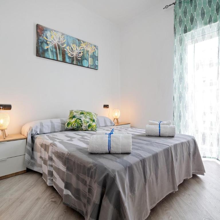 Cambrils Turistic 3a - Three-Bedroom Premium Apartment with Balcony - 15