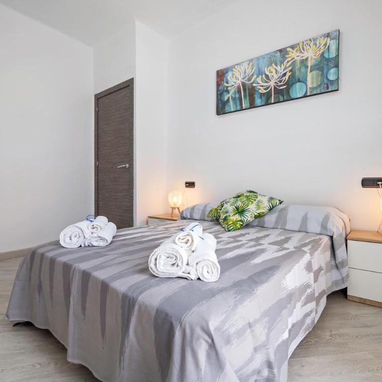 Cambrils Turistic 3a - Three-Bedroom Premium Apartment with Balcony - 17