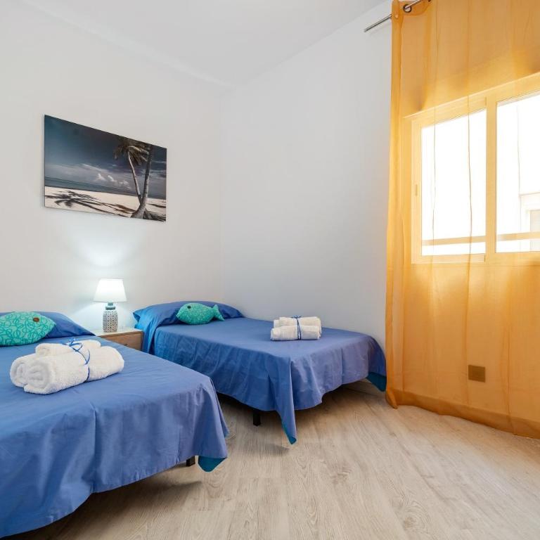 Cambrils Turistic 3a - Three-Bedroom Premium Apartment with Balcony - 23