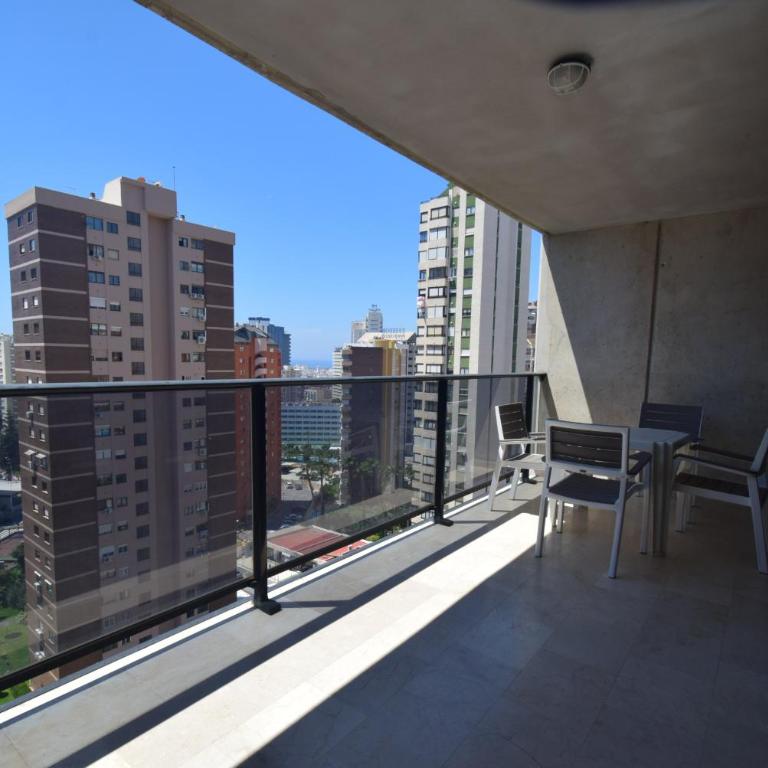 TORRE IPANEMA - Fincas Arena - Apartamento de 1 dormitorio con vistas a la piscina - 2