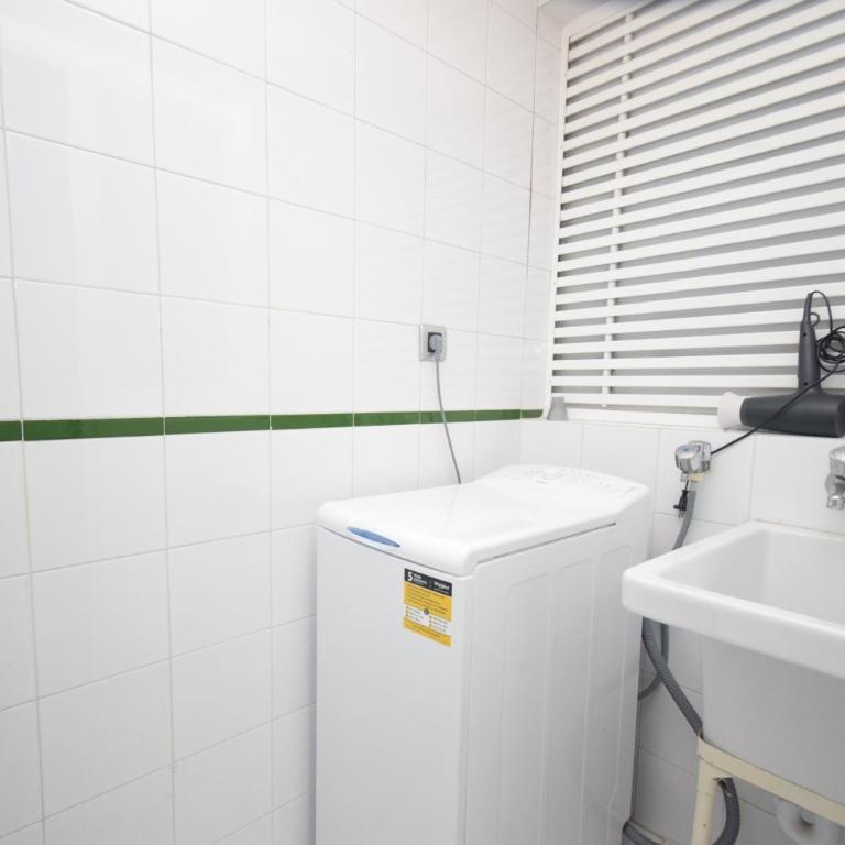 TORRE IPANEMA - Fincas Arena - Apartamento de 1 dormitorio con vistas a la piscina - 14