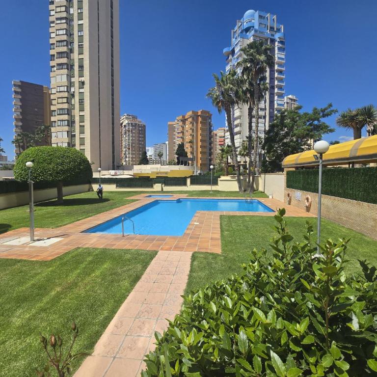 TORRE IPANEMA - Fincas Arena - Apartamento de 1 dormitorio con vistas a la piscina - 25