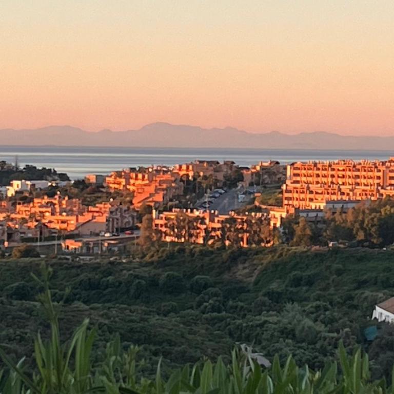 Relaxing Garden Apartment with Sea Views in Finca Cortesin Resort - Apartamento - 27