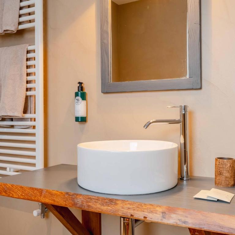 Ca' De Sass - Camera Matrimoniale con Bagno Privato - 12