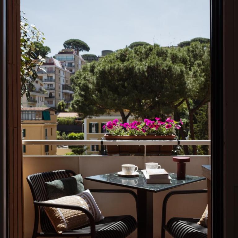 The Romex - Camera Queen con Balcone - 12