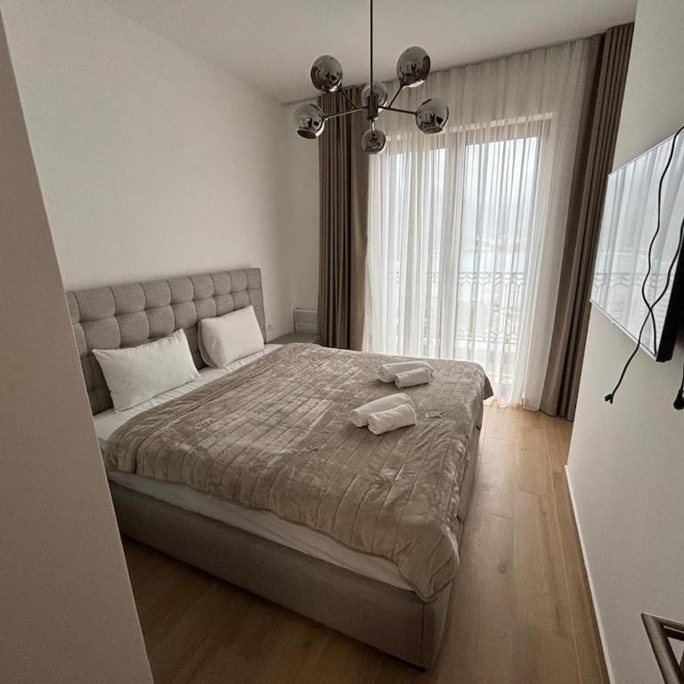 Sea View Escape Stylish 2 Bedroom Flat in Budva - Apartman sa 2 Spavaće Sobe - 17