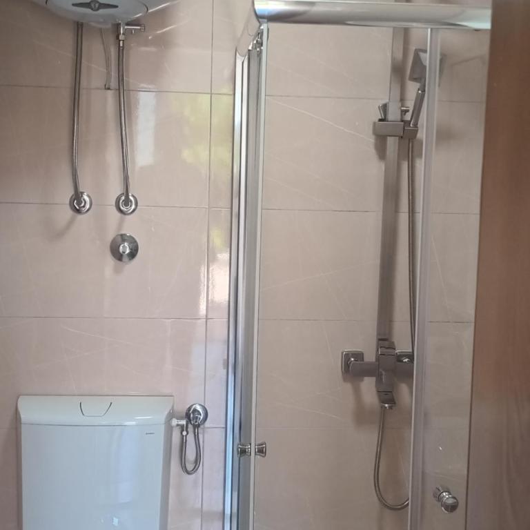 Two Bedroom Apartment in Mostar with Terrace & View - Apartman sa 2 Spavaće Sobe - 11
