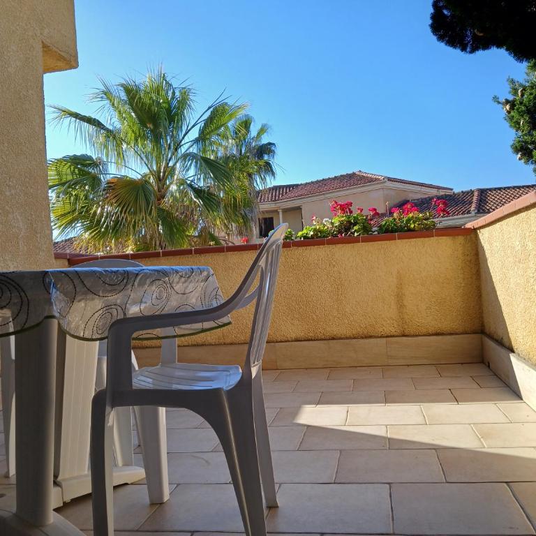 Studio centre de calvi avec terrasse - Appartement 1 Chambre - 3