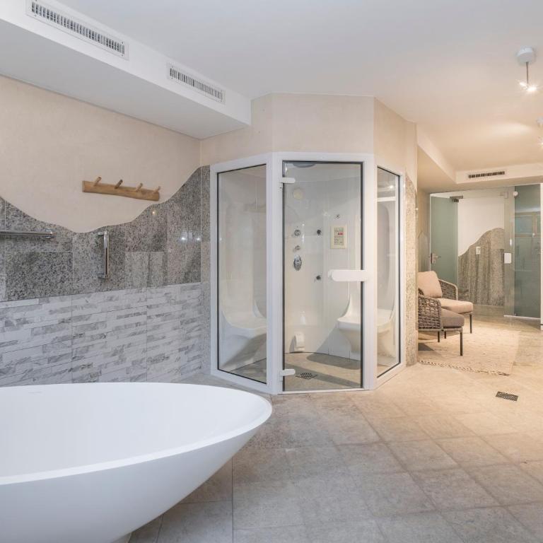 ZUM MARTIN SEPP Appartements im Martinshof - Three-Bedroom Deluxe Apartment - 34