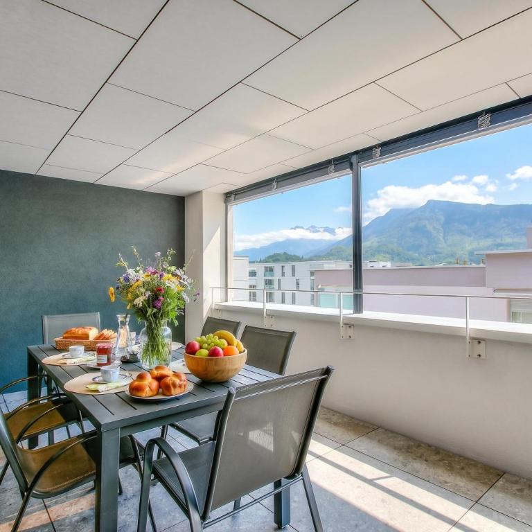 Urban Maggiolina Sunset with Terrace & Mountain Views - Happy Rentals - Appartamento con Balcone - 16
