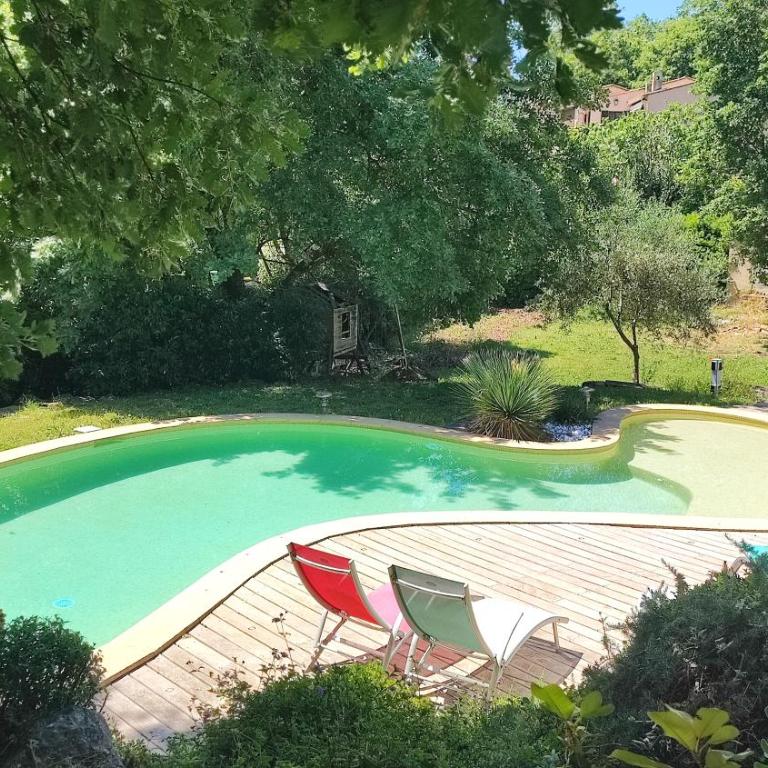 Grand studio 30 m2 dans villa avec piscine proche de Valbonne - Appartement 1 Chambre - 26