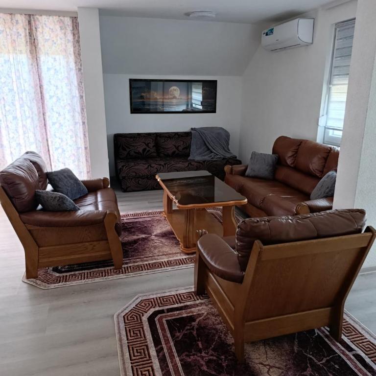 Apartman Lili - Apartman sa 2 Spavaće Sobe - 2