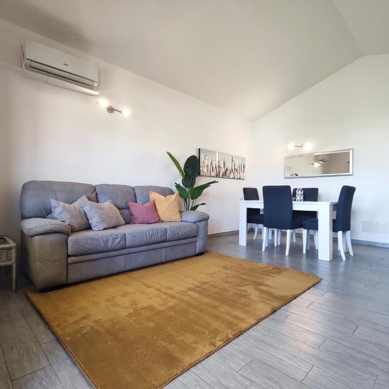 Domus Deiana - Appartamento con 2 Camere da Letto - 1