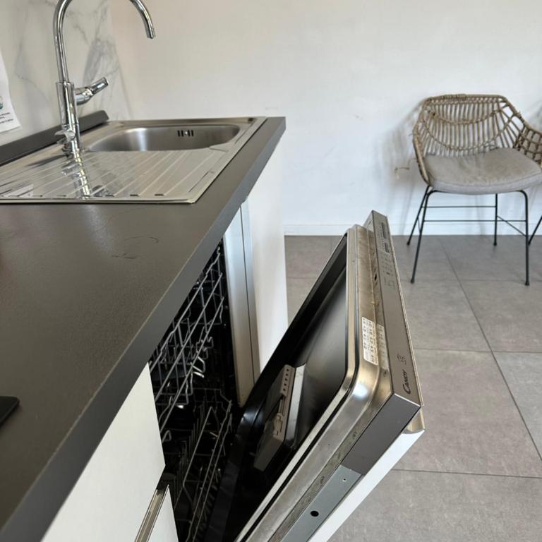Apartment Dolce Vita Garden - Private parking, Self check in - Two-Bedroom House - 13
