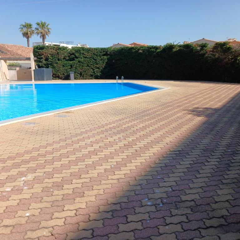 Aphrodite - One-Bedroom Apartment - 13