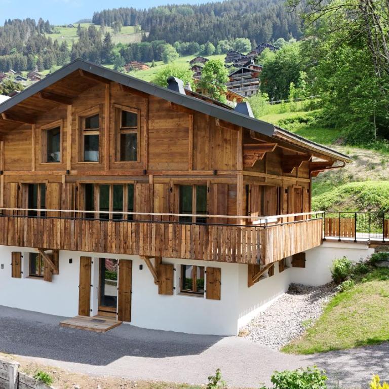 Chalet Solarys 12 personnes 5 chambres & 5 SDB bord ruisseau - Chalet - 2