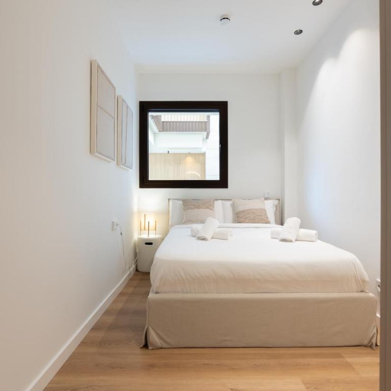Can Milà Apartments Sitges - Apartamento Deluxe de 2 dormitorios con vistas al jardín - 3