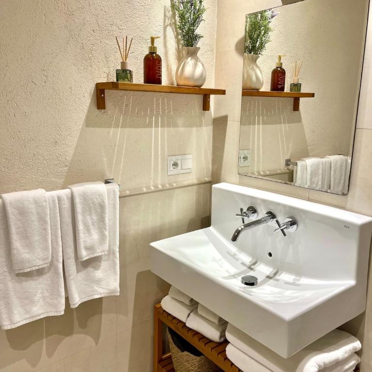 El Encanto de Santa Isabel - One-Bedroom Apartment - 12