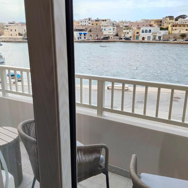Mareluna Luxury Accomodation - Appartamento con 2 Camere da Letto, Terrazza e Vista Mare - 35