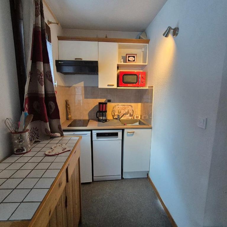Appartement 4 personnes centre de la station Feclaz - acces piscine été - Appartamento - 17