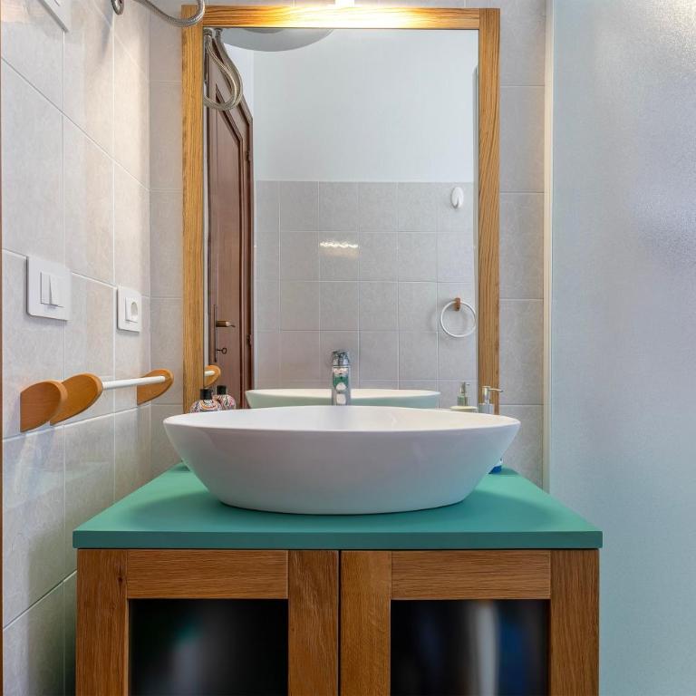 Casa Vacanza Antonio- Alghero - Two-Bedroom Deluxe Apartment with Balcony - 14
