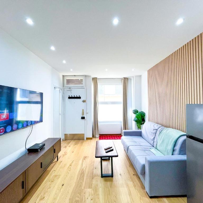 UrbanFlat 198 - Maison de Ville Unique Quartier Bastille - Appartement - 3