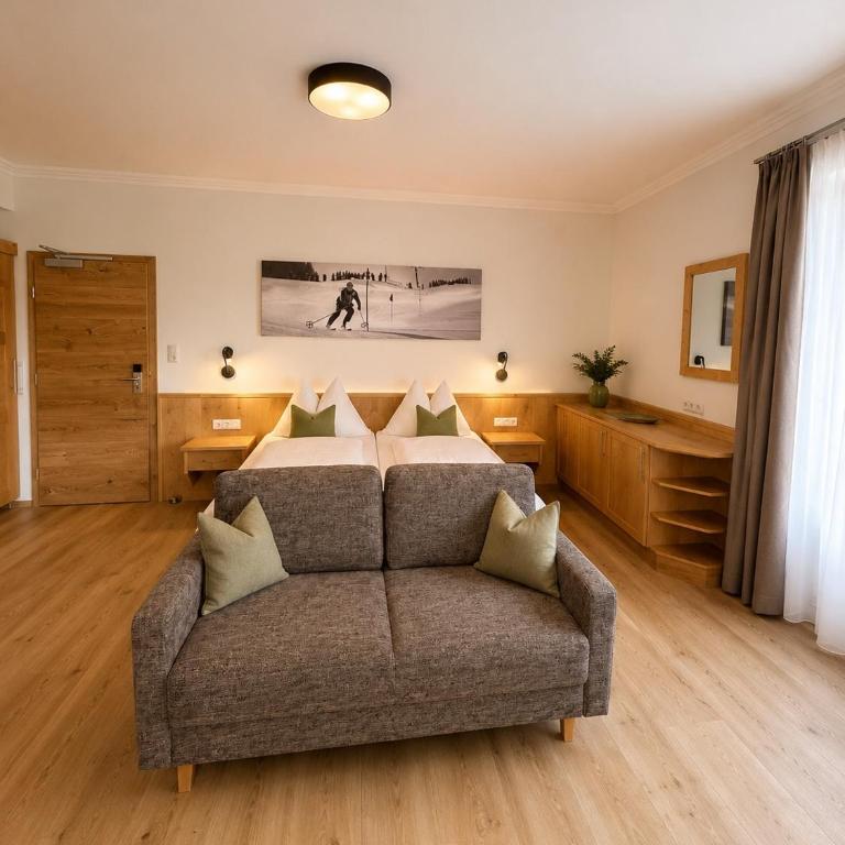 MÜHLBACHER - inklusive kostenfreiem Eintritt in die Alpentherme - Doppelzimmer mit Balkon - 13