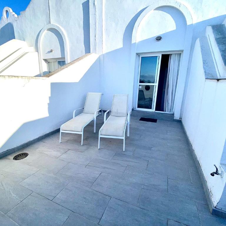 VIME II Marbella East SWIMMING POOL, GYM & SPA - EaW Homes - Two-Bedroom Townhouse - 15