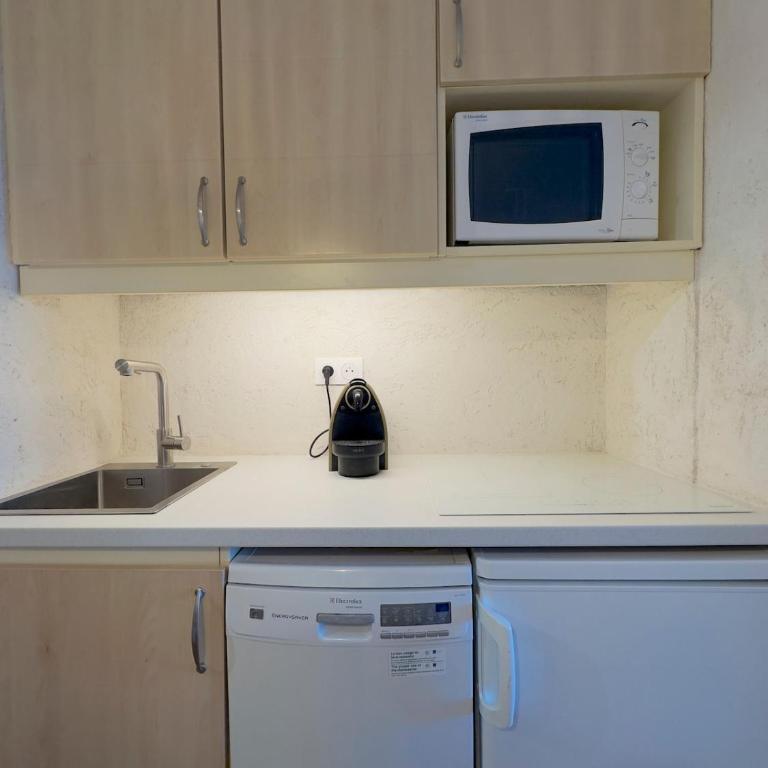 Ground floor with sea view and pools in Cap Esterel - Apartamento de 2 dormitorios - 19