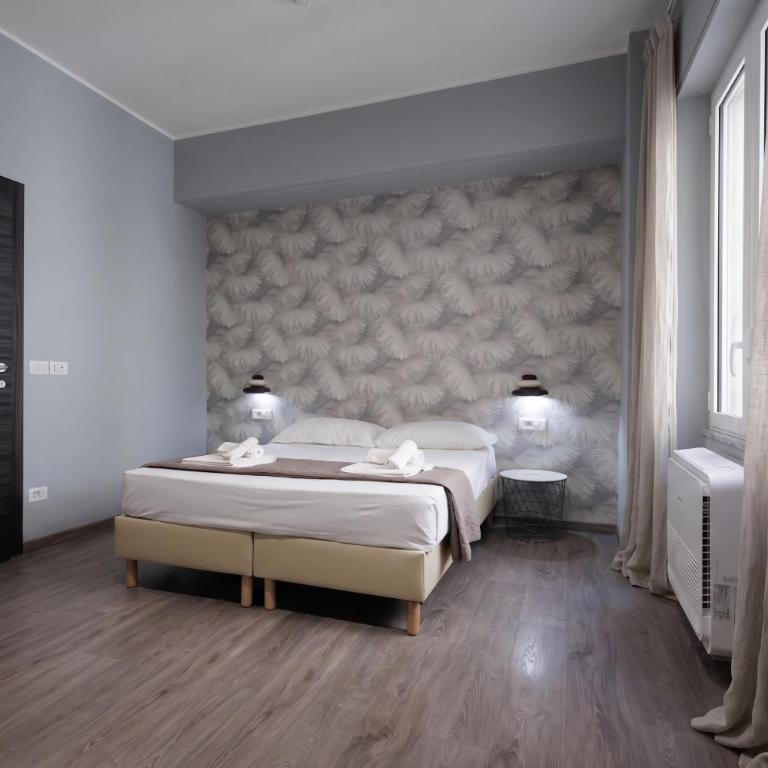 La Palazzata Urban Suites - Camera Matrimoniale con Bagno Privato - 3