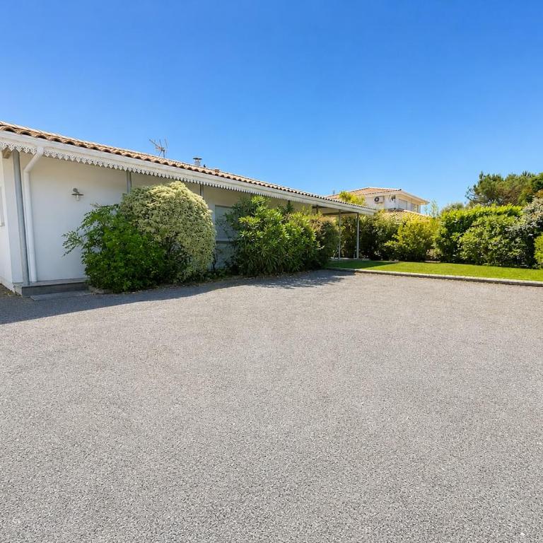 Villa Valeria - Exceptional location - pool - Villa 3 Chambres - 20