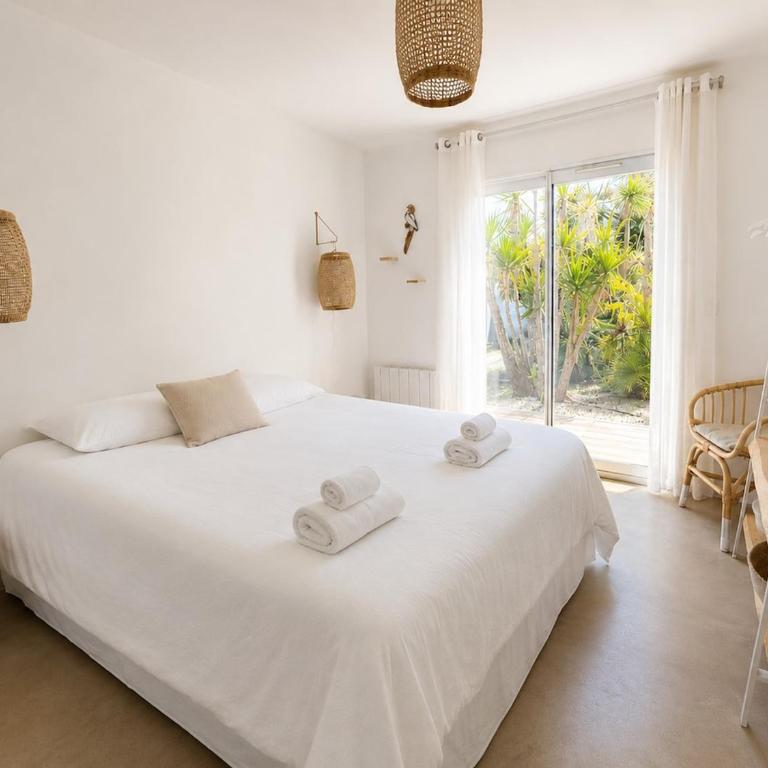 Villa Valeria - Exceptional location - pool - Villa 3 Chambres - 28