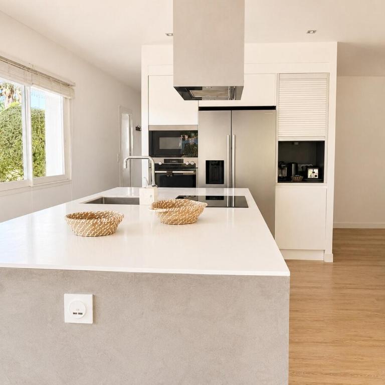 Villa Valeria - Exceptional location - pool - Villa 3 Chambres - 32