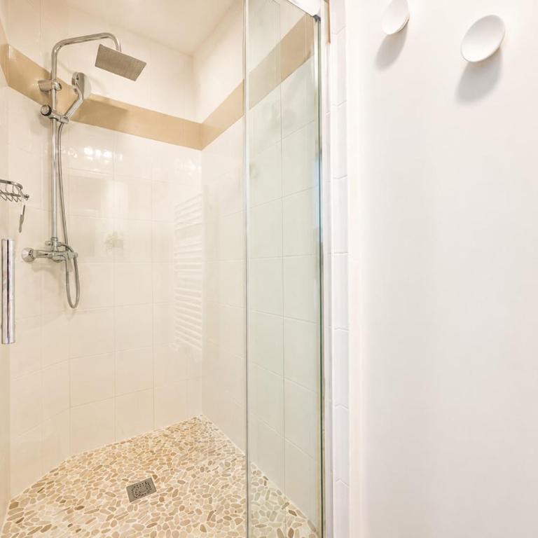Villa Valeria - Exceptional location - pool - Villa 3 Chambres - 35