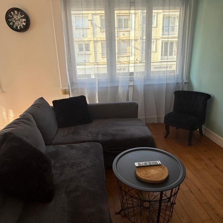 Logement fonctionnel en plein centre ville - Appartement 1 Chambre - 2