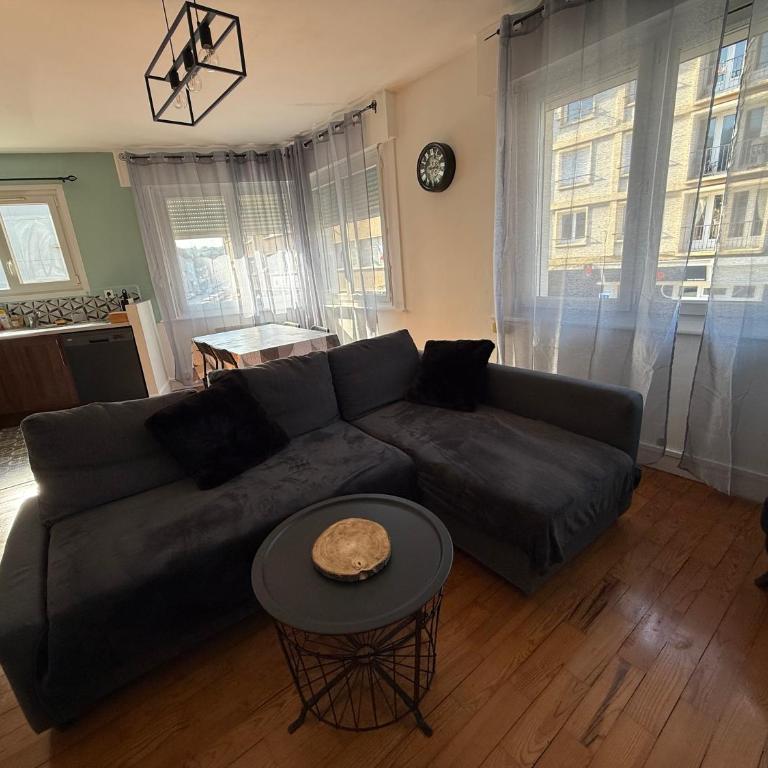 Logement fonctionnel en plein centre ville - Appartement 1 Chambre - 1