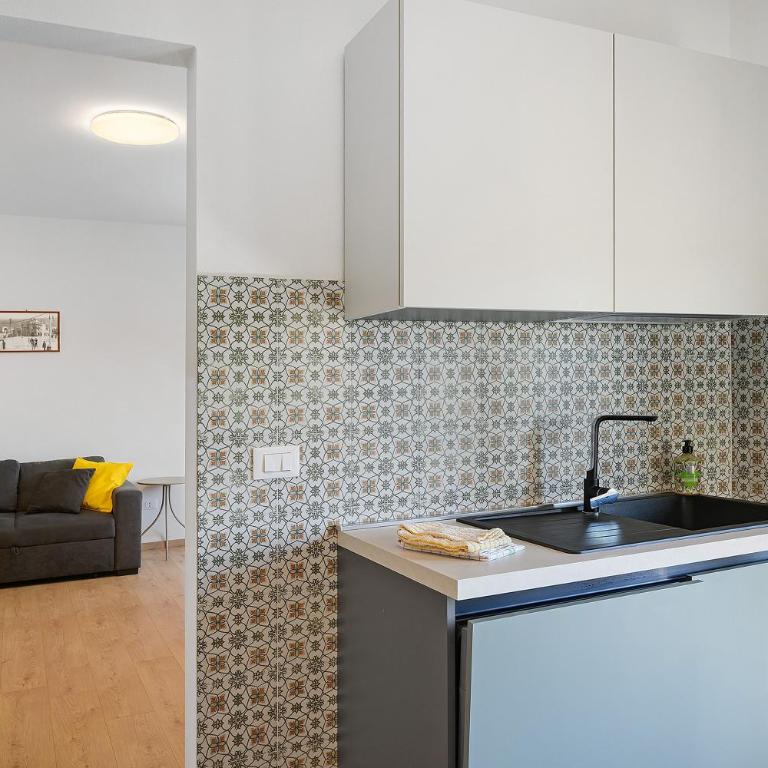 Charming Lake Garda Apartment - Two-Bedroom Deluxe Apartment with Garden View - 6