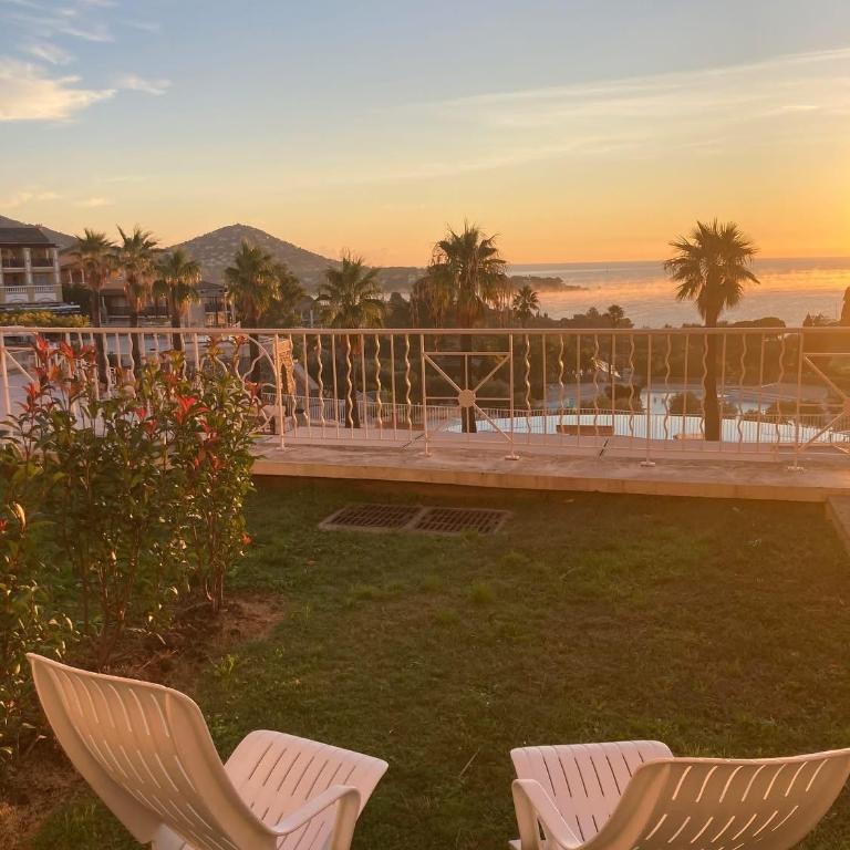 Ground floor with sea view and pools in Cap Esterel - Apartamento de 2 dormitorios - 45